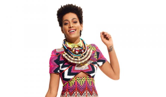 Solange Knowles exhibe son magnifique afro
